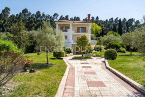 4BR Sea View Villa in Halkidiki